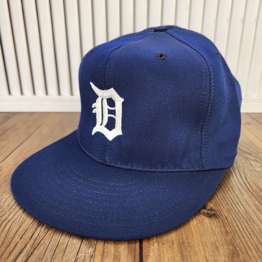 VTG Detroit Tigers Baseball Hat Blue Snapback MLB Par Cap Made in USA Broner Inc